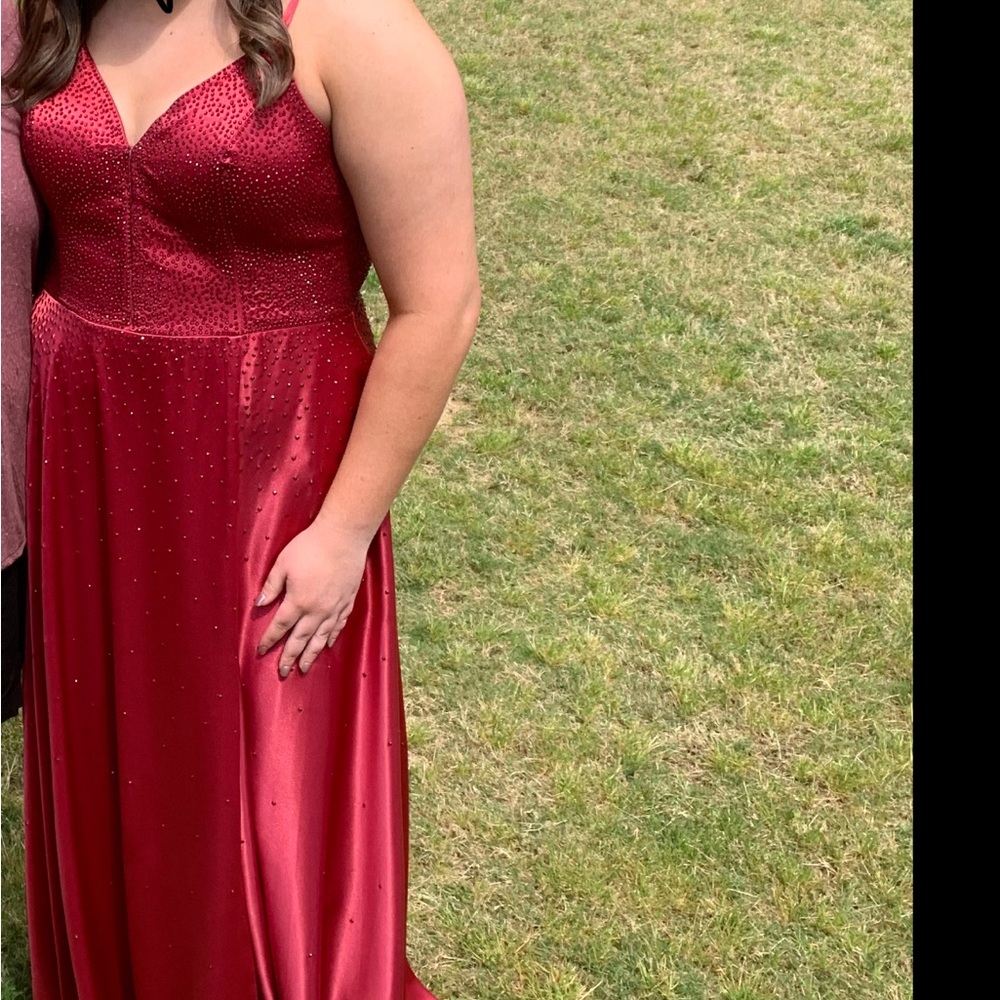 Elegant Red Evening Gown/Prom dress